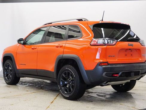 Certified 2021 Jeep Cherokee Trailhawk w/ Sun, Sound & Nav Group image 3