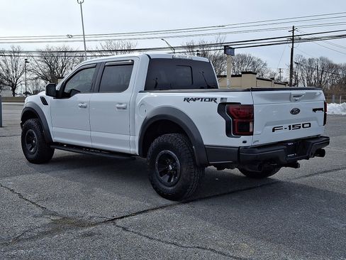 Certified 2018 Ford F150 Raptor w/ Equipment Group 802A Luxury image 4