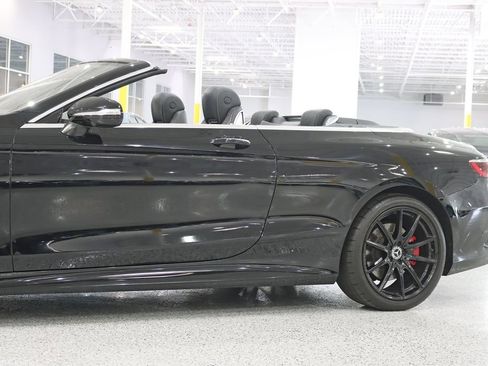 Used 2020 Mercedes-Benz S 560 Cabriolet image 4
