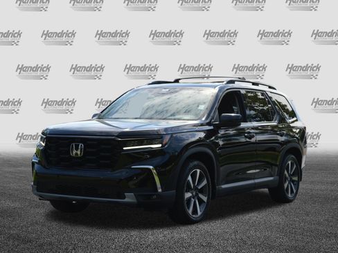 Used 2023 Honda Pilot Elite image 7