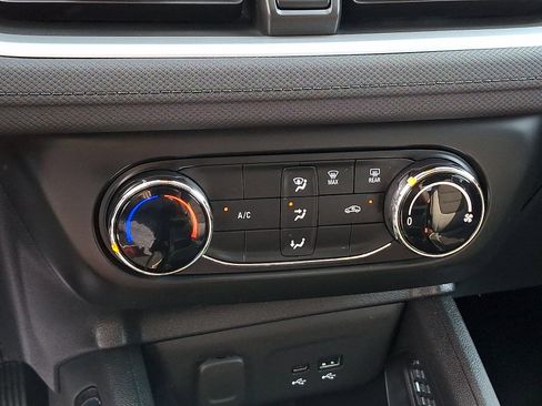 Certified 2024 Chevrolet TrailBlazer LS w/ LS Convenience Package AWD/4WD image 16