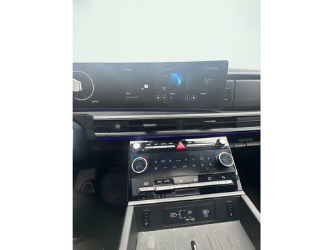 Used 2026 Hyundai Santa Fe Calligraphy AWD/4WD image 11