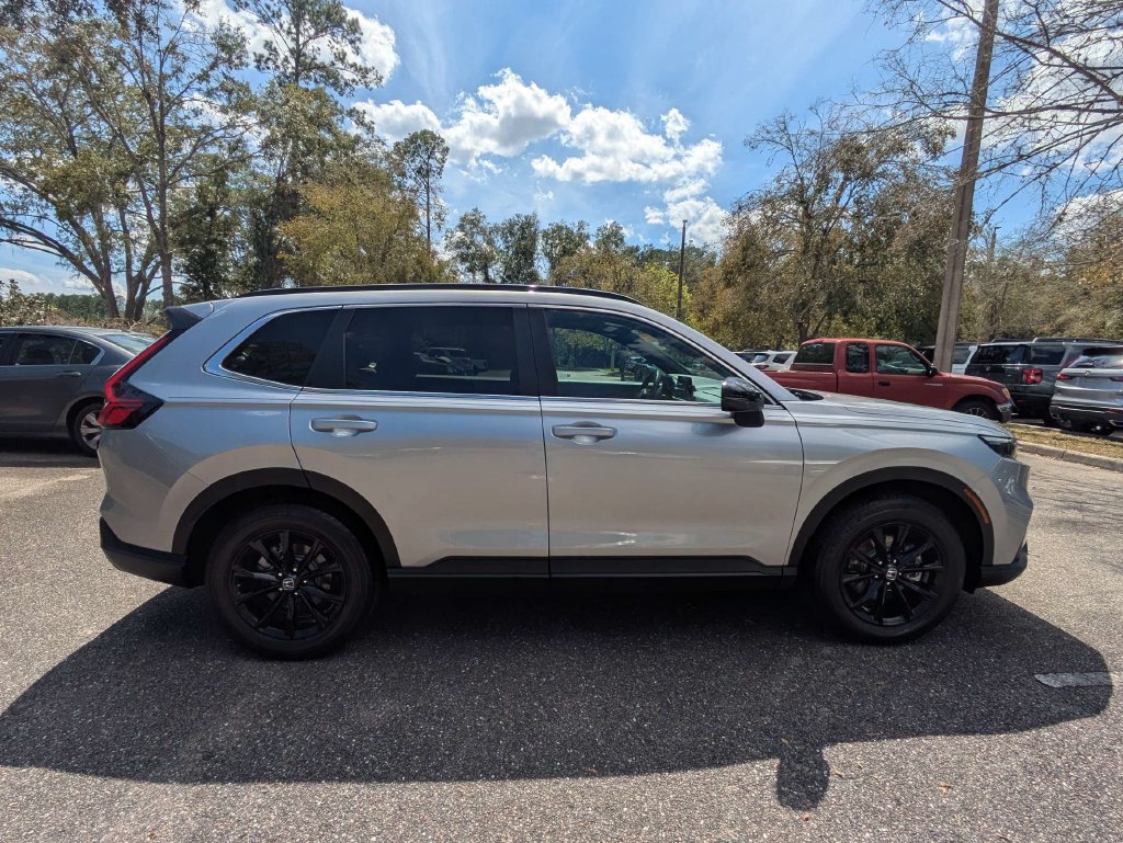 Used 2025 Honda CR-V Sport-L image 3