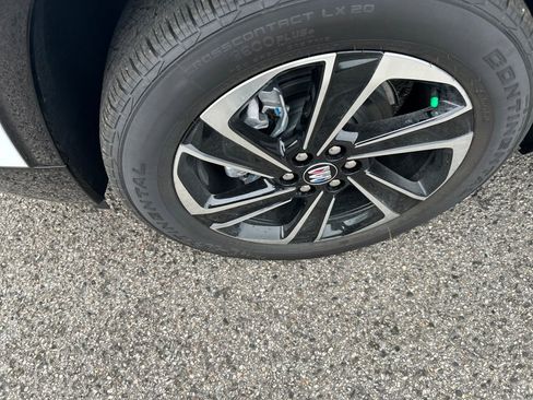 New 2026 Buick Enclave Sport Touring w/ Power Package image 9