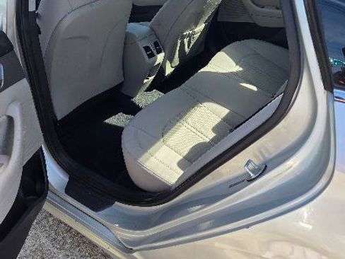 Used 2019 Hyundai Sonata SEL FWD image 9