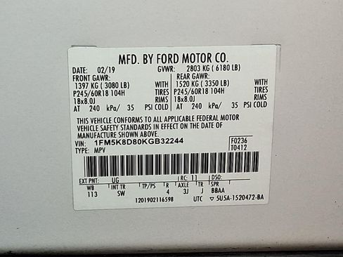 Used 2019 Ford Explorer XLT w/ Equipment Group 202A AWD/4WD image 27