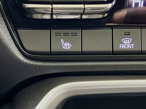 Certified 2025 MAZDA CX-90 Plug-In Hybrid w/Premium Sport image 29