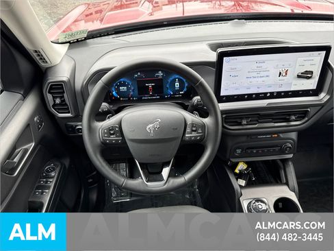 Used 2025 Ford Bronco Sport Badlands image 28