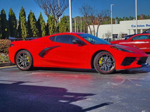 Used 2023 Chevrolet Corvette Stingray Coupe w/ Z51 Performance Package image 3