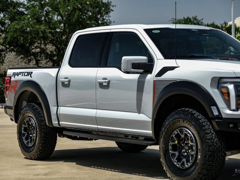 Used 2026 Ford F150 Raptor w/ Equipment Group 803A Raptor R AWD/4WD image 25