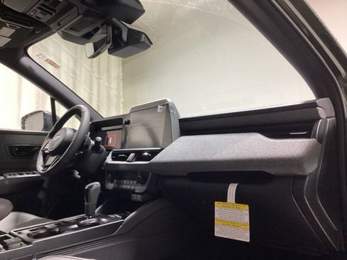 New 2026 Subaru Outback Limited XT image 18