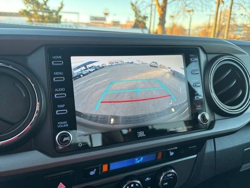 Used 2020 Toyota Tacoma TRD Off-Road image 21