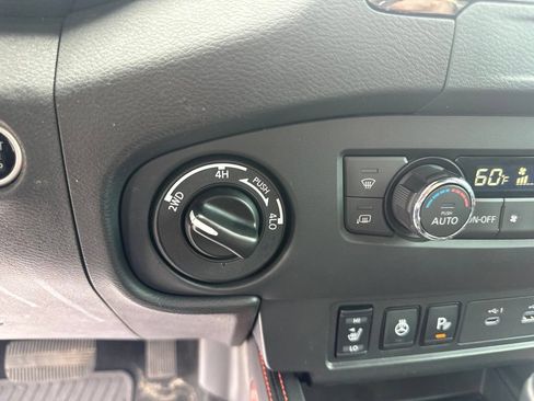 Used 2024 Nissan Frontier PRO-4X w/ Pro Convenience Package AWD/4WD image 21