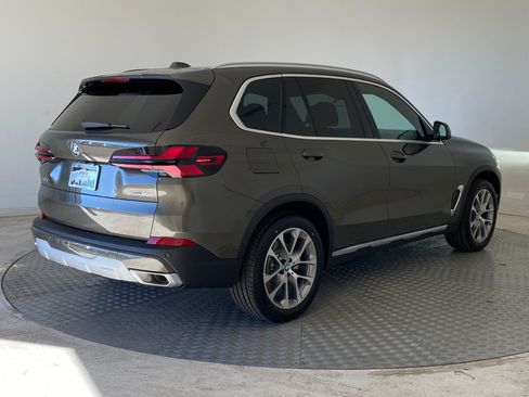 New 2026 BMW X5 xDrive40i AWD/4WD image 9