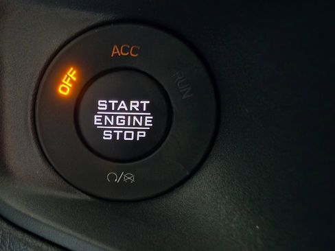 New 2025 Jeep Gladiator Sport AWD/4WD image 42