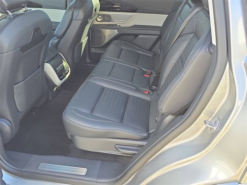 Certified 2024 Lincoln Nautilus Reserve w/ Equipment Group 203A image 15