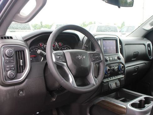 Used 2022 Chevrolet Silverado 1500 LT Trail Boss AWD/4WD image 24