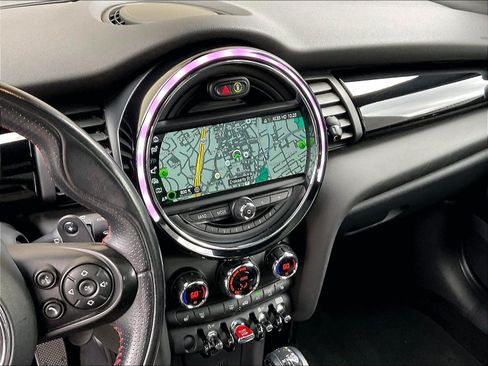 Used 2019 MINI Cooper S FWD image 5