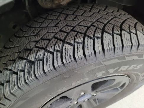 Used 2020 Ford F150 XLT image 24