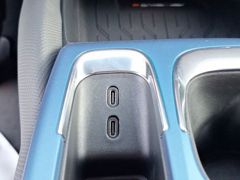 New 2026 Chevrolet Equinox EV LT w/ Convenience Package II image 34