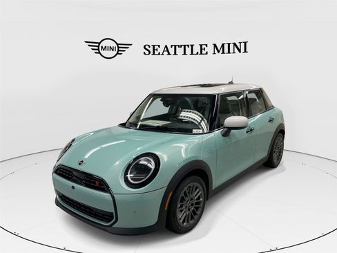 New 2026 MINI Cooper S image 1