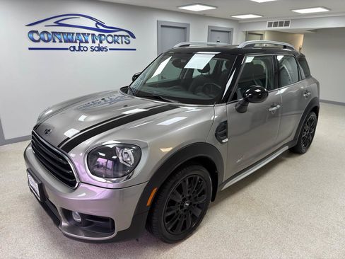 Used 2018 MINI Cooper Countryman ALL4 AWD/4WD image 2