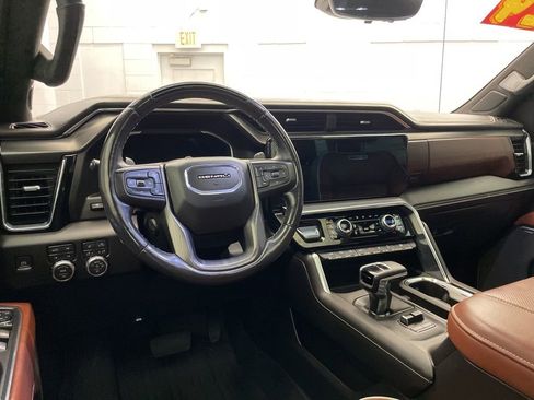 Used 2024 GMC Sierra 1500 Denali Ultimate image 12