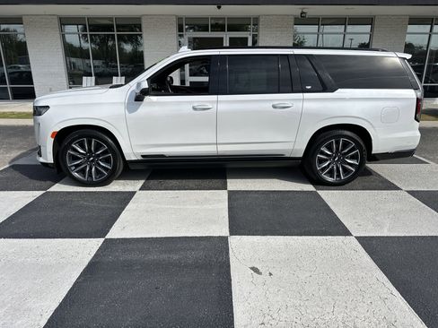 Used 2023 Cadillac Escalade ESV Sport w/ Touring Package image 1