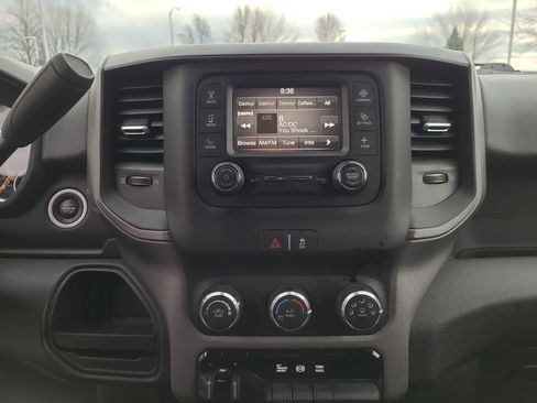 Used 2020 RAM 3500 Tradesman image 24