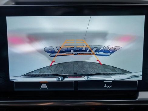 Used 2025 GMC Sierra 1500 SLT image 44