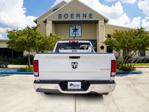 Used 2022 RAM 1500 Tradesman w/ Chrome Appearance Group AWD/4WD image 4