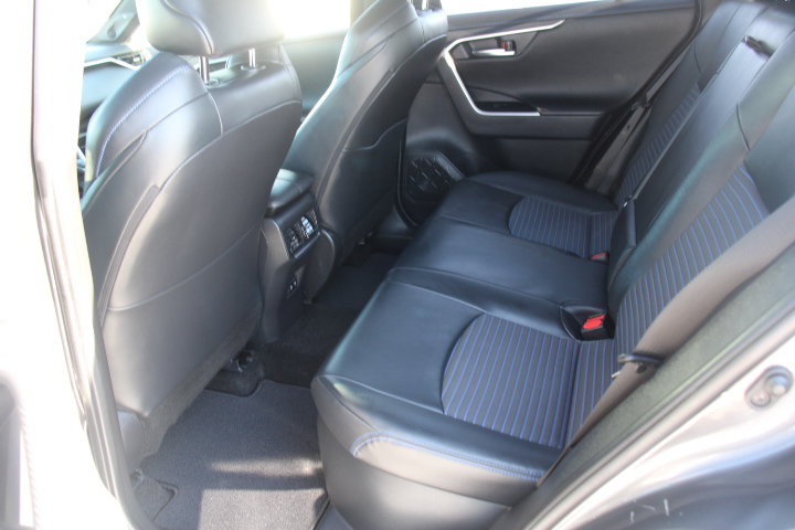 Used 2019 Toyota RAV4 XSE AWD/4WD image 14