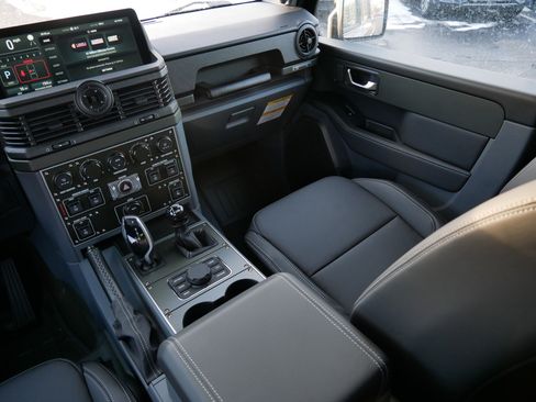 New 2025 INEOS Grenadier 1924 Limited Edition image 11