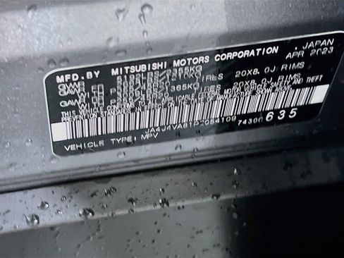 Used 2023 Mitsubishi Outlander SEL AWD/4WD image 31