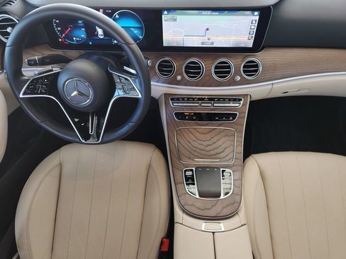 Used 2021 Mercedes-Benz E 350 4MATIC Sedan w/ Premium Package image 27
