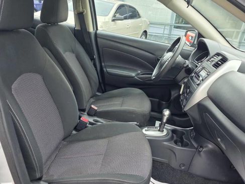 Used 2018 Nissan Versa SV image 16