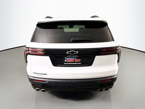 New 2026 Chevrolet Traverse LT w/ Midnight/Sport Edition FWD image 7
