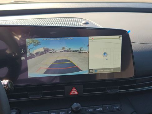 New 2026 Hyundai Elantra SEL FWD image 11