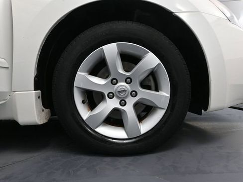 Used 2009 Nissan Altima 2.5 S w/ Convenience Plus Pkg image 14