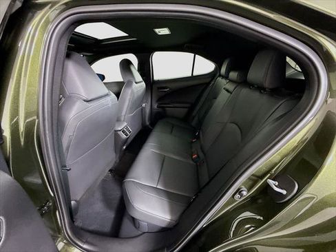Certified 2025 Lexus UX 300h FWD w/ Accessory Package (Z2) image 21
