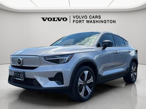 Certified 2023 Volvo C40 Recharge Core w/ Climate Package AWD/4WD image 1