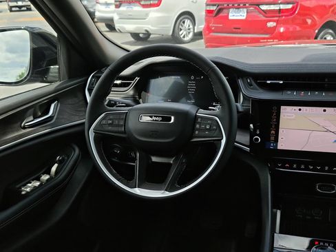 New 2026 Jeep Grand Cherokee Altitude RWD image 14