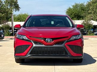 Used 2024 Toyota Camry SE FWD video 2