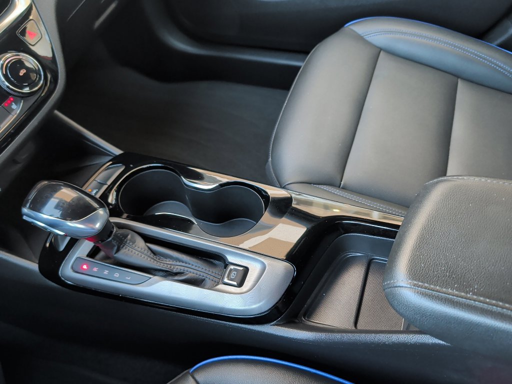 Used 2024 Buick Envista Sport Touring w/ Convenience I Package FWD image 23