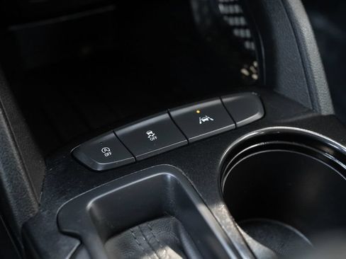 Used 2021 Chevrolet TrailBlazer LS FWD image 30