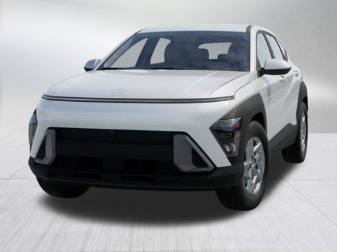 New 2026 Hyundai Kona SE image 6
