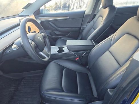 Used 2023 Tesla Model 3 Standard Range RWD image 4