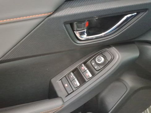 Certified 2024 Subaru Crosstrek 2.5i Limited w/ Crosstrek Mirror Package AWD/4WD image 12