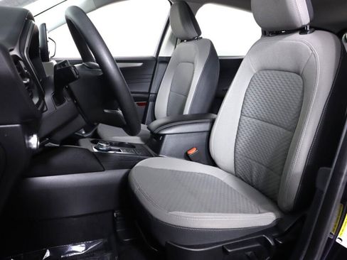 Used 2021 Ford Escape SE FWD image 31