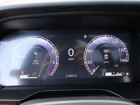 Used 2025 Jeep Grand Cherokee Summit w/ Obsidian Package image 17